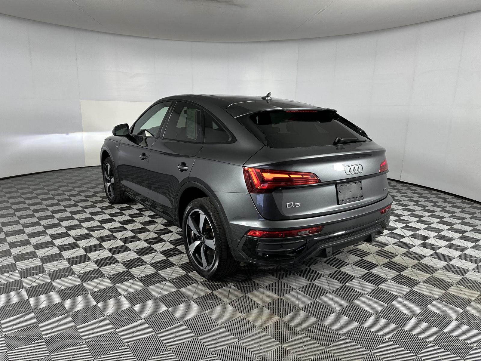 Used 2023 Daytona Gray Pearl Effect Audi S line Premium Plus image 27