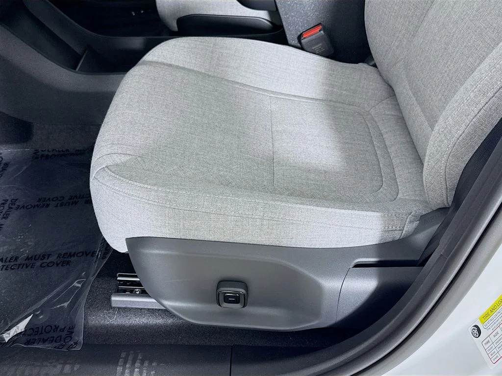 New 2026 White Volvo Twin Motor Performance Ultra image 19