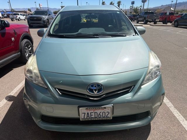 2013 Toyota Prius v Three - Photo 6
