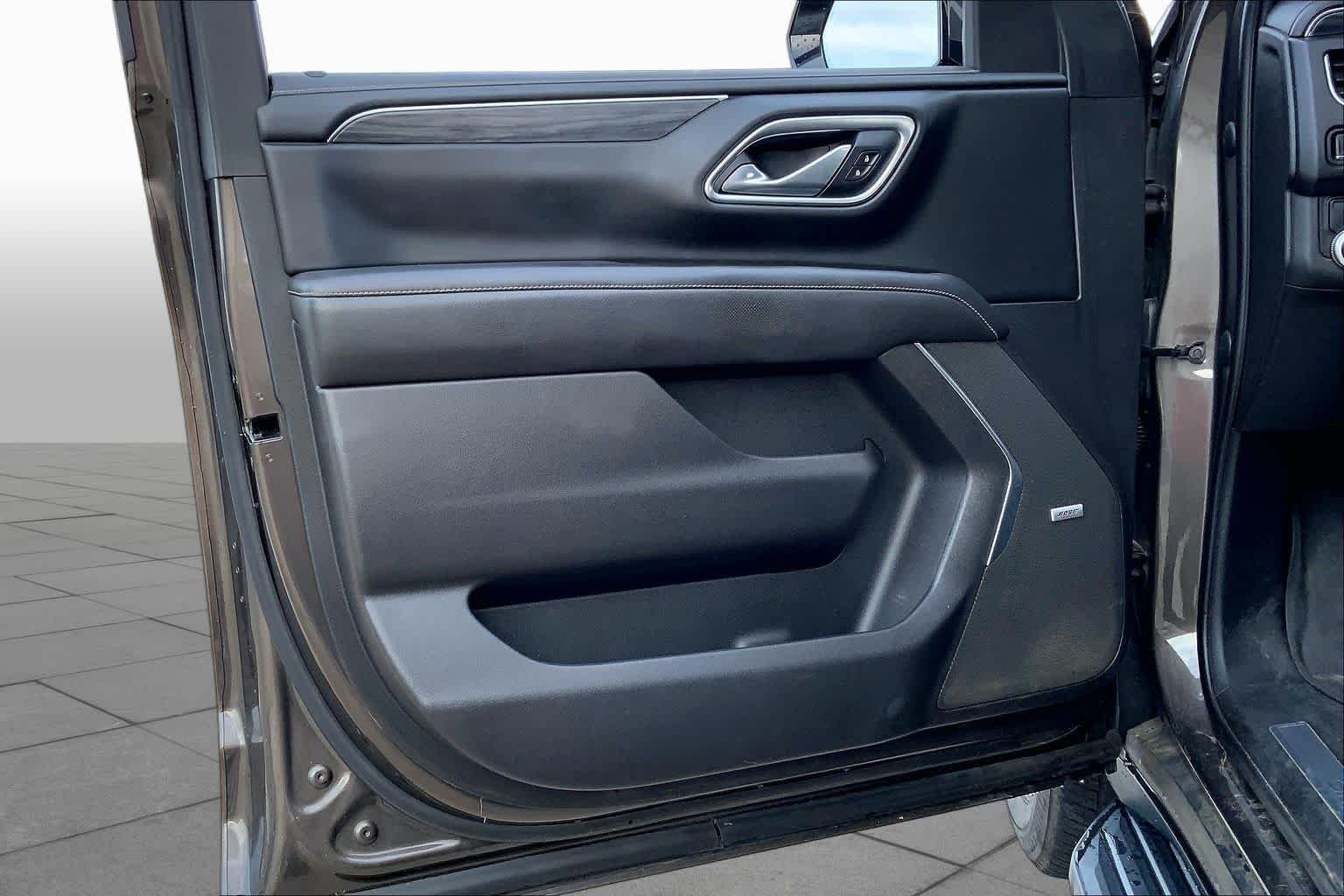 Used 2021 Smokey Quartz Metallic GMC SLT image 22