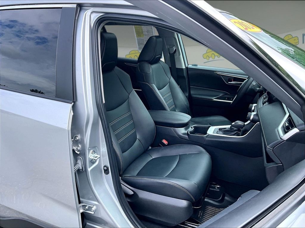 Used 2024 Silver Toyota XLE Premium image 11