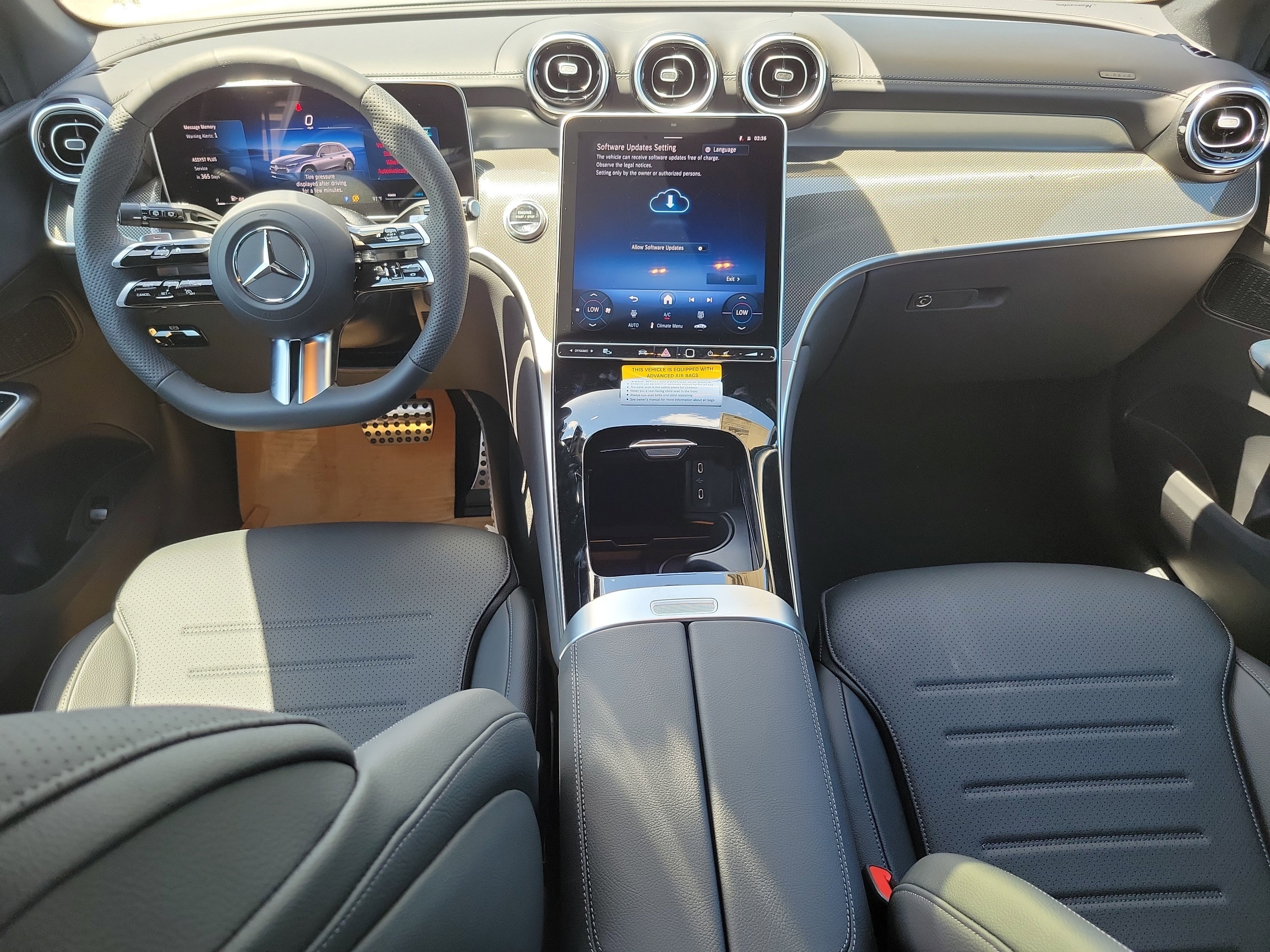 New 2026 MANUFAKTUR Alpine Grey Mercedes-Benz GLC 300 image 37