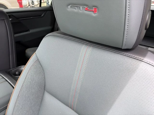 New 2026 White GMC AT4 image 11