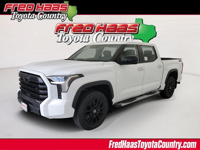 New 2026 Toyota Tundra SR5
