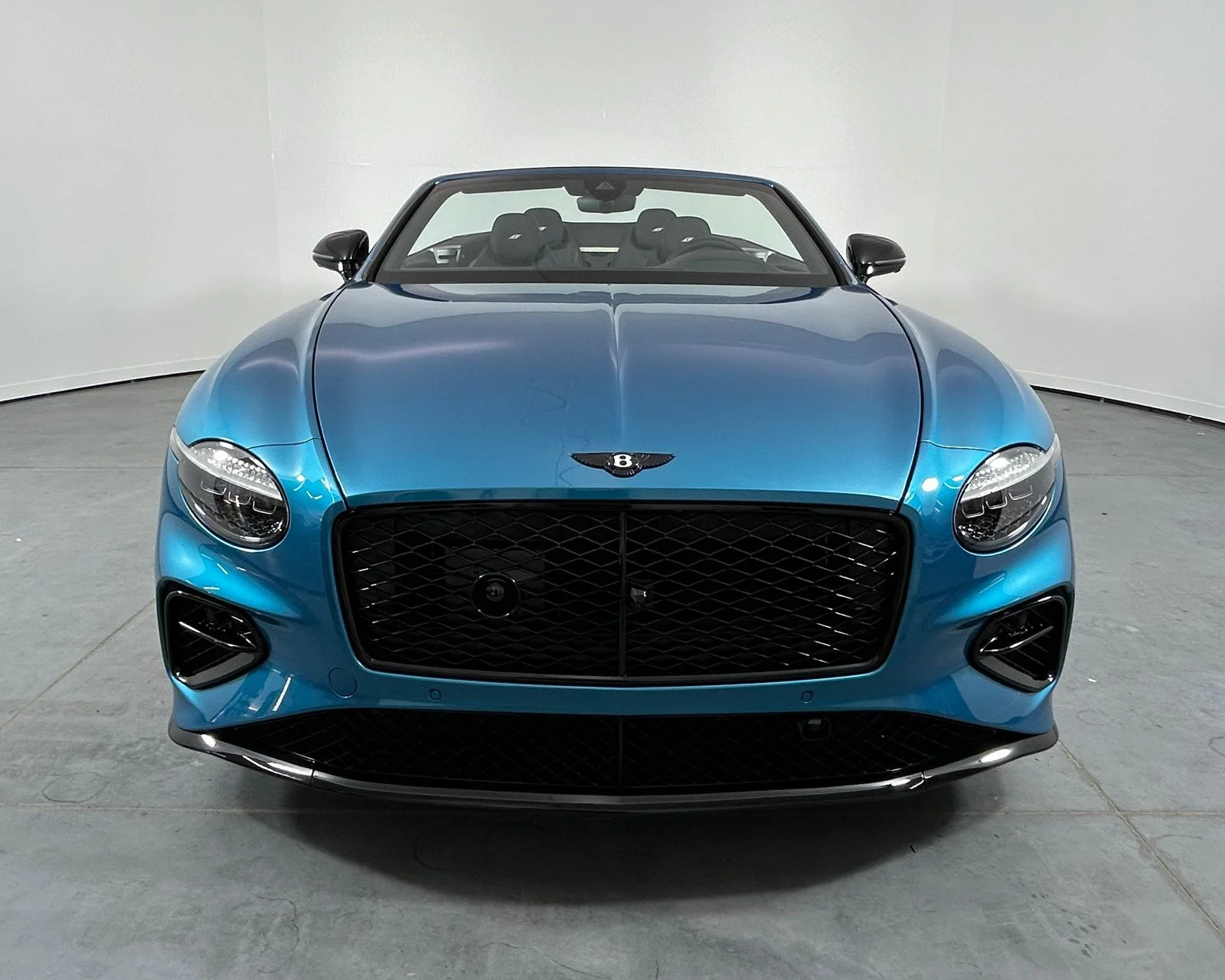 New 2026  Bentley V8 S image 8