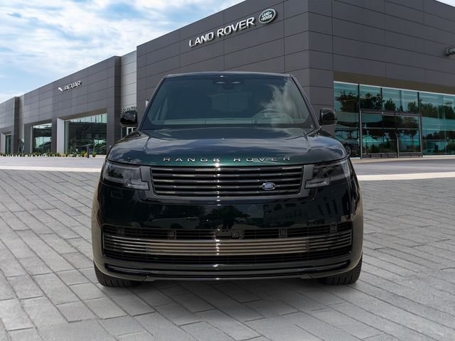 Used 2026 Green Land Rover SV image 8