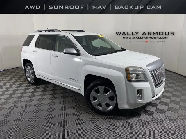 Used 2014 White GMC Denali image 1