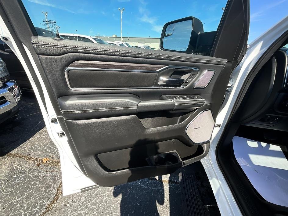 New 2026 Bright White Clear-Coat Exterior Paint RAM Laramie image 11