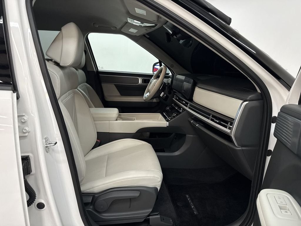 Used 2026 White Hyundai SEL image 16