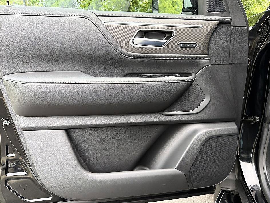 New 2026 Black Obsidian INFINITI PURE image 9