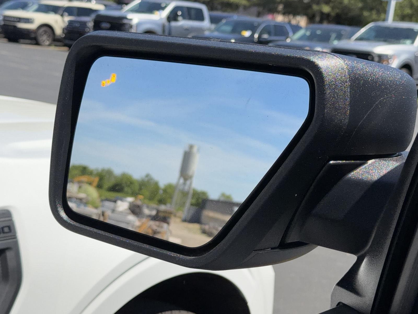 Used 2023 Oxford White Ford XLT image 10