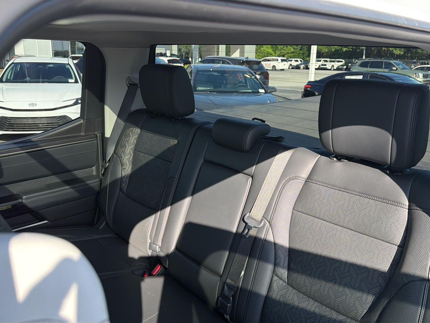 Used 2024 Wind Chill Pearl Toyota Limited image 31