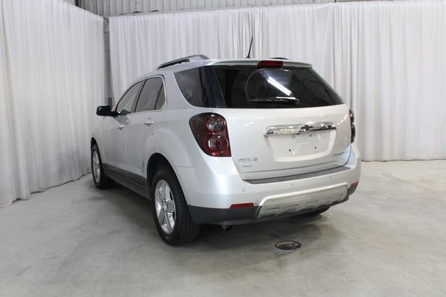 Used 2014 Silver Ice Metallic Chevrolet LTZ image 22