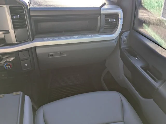 2026 Ford F-350 Super Duty Chassis Cab XL - Photo 16