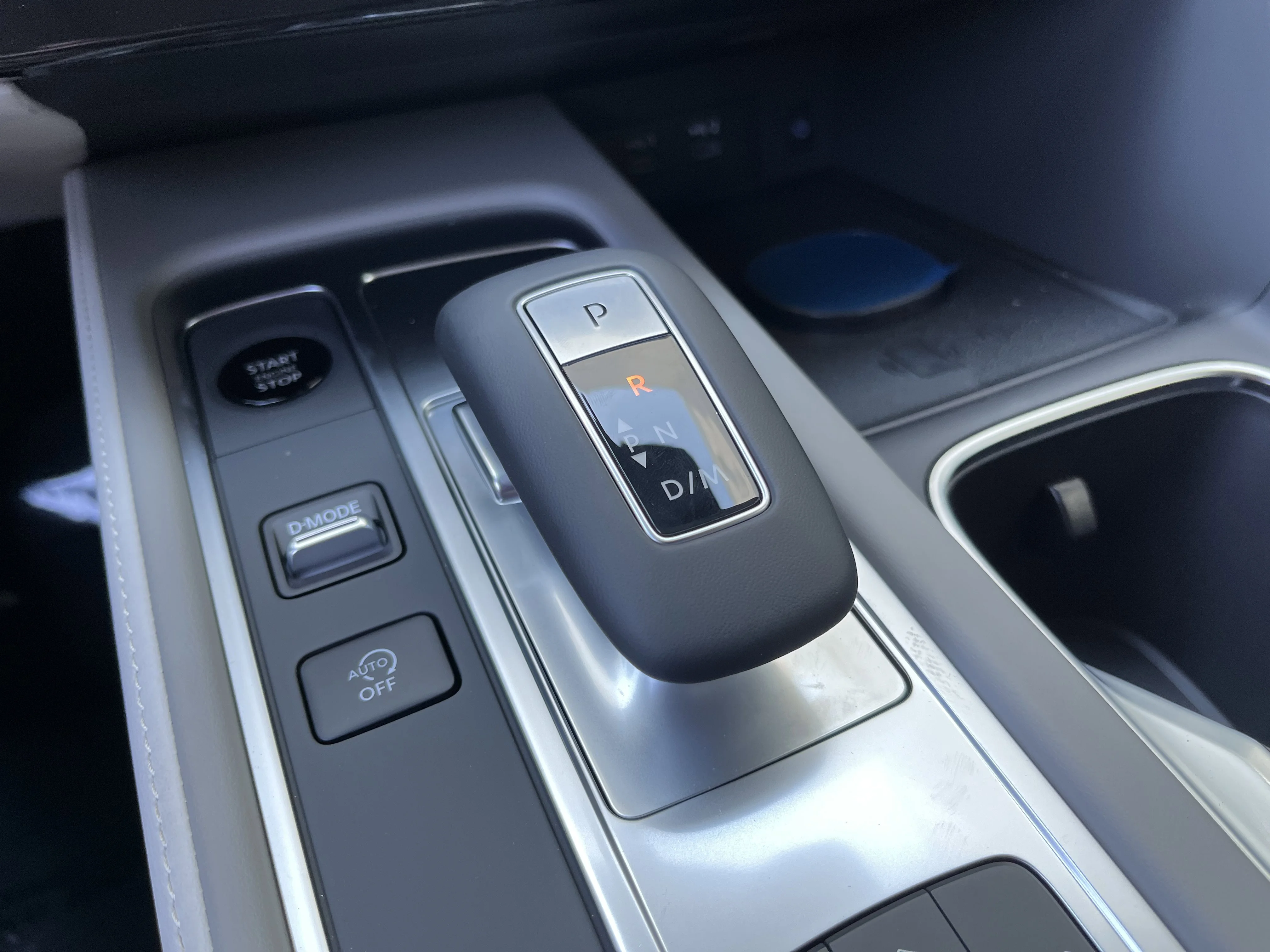 New 2027 Mineral Black INFINITI LUXE image 27
