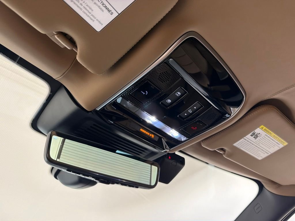 Certified Used 2026 Ostuni Pearl White Premium Metallic Land Rover Autobiography image 18
