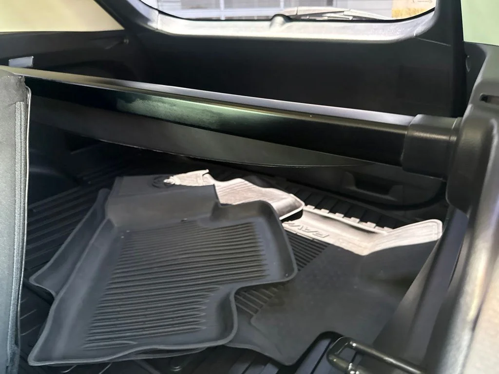 Certified Used 2023  Toyota XLE Premium image 23