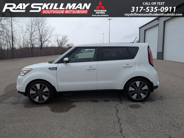 Used 2015 White Kia Exclaim image 11