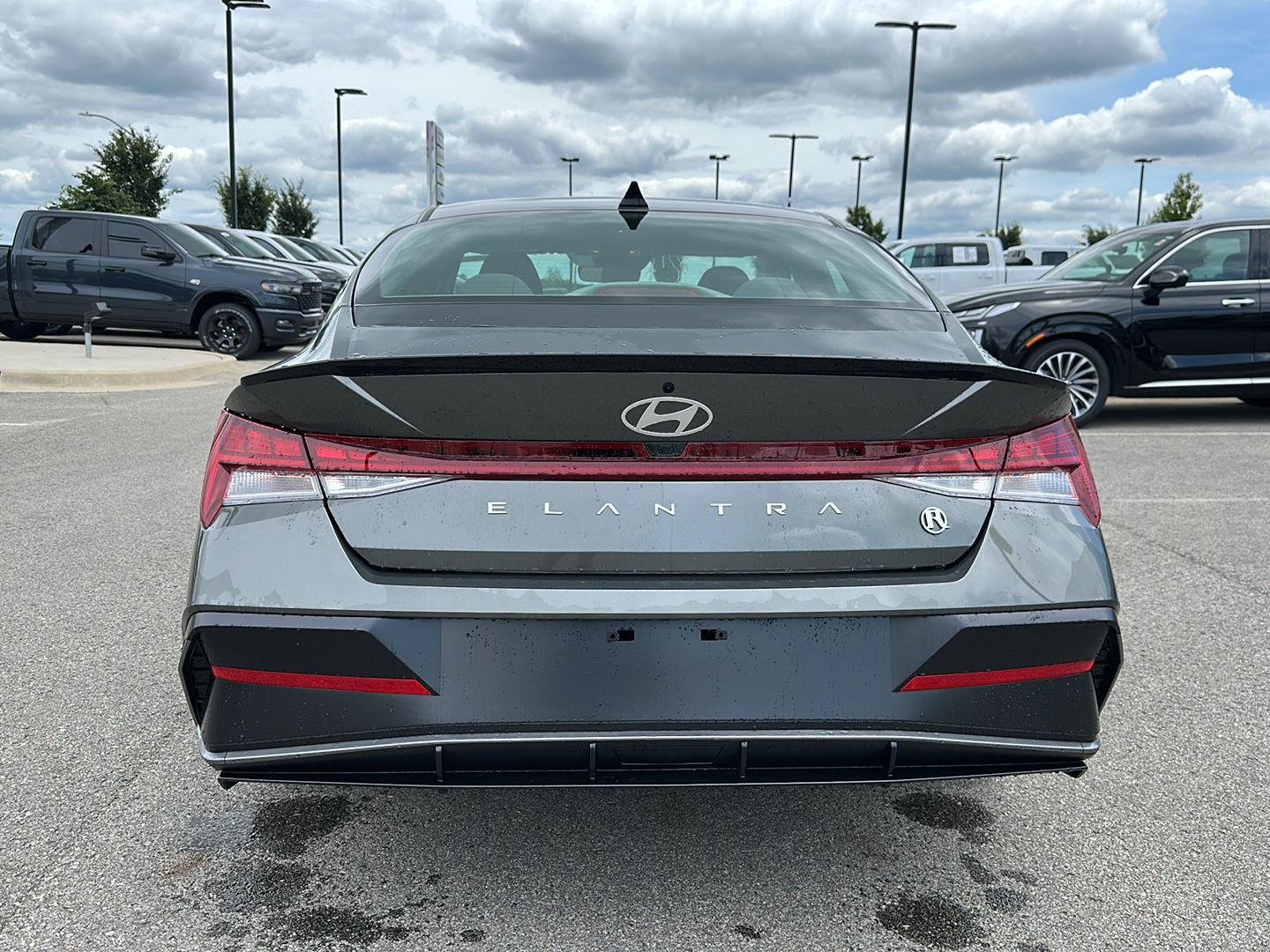 New 2026 Amazon Gray HYUNDAI  image 3
