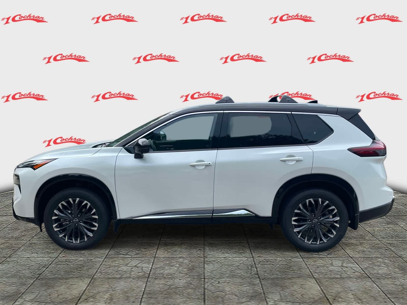 New 2026 Everest White Pearl/Super Black Nissan Platinum image 10