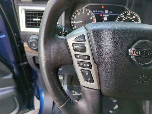 Used 2020 Blue Nissan SL image 28