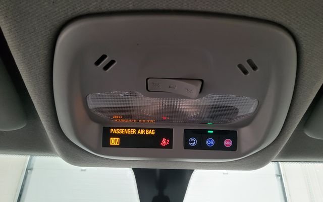 Used 2022 Black Chevrolet 1LT image 31