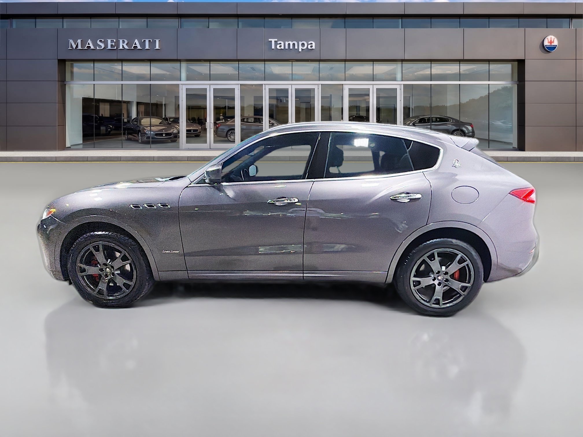Used 2018 Gray Maserati GranLusso image 6