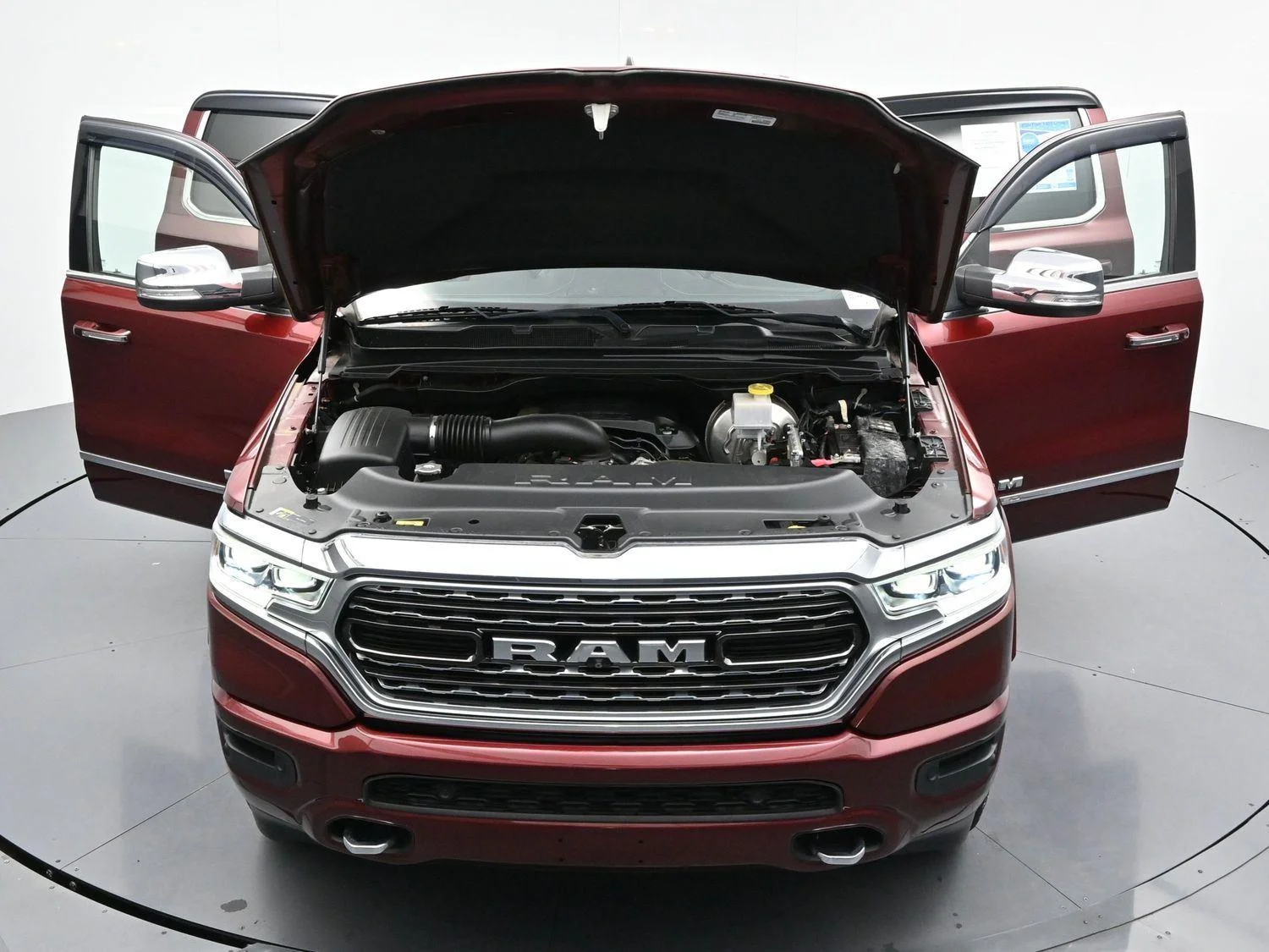 Used 2020 Delmonico Red Pearlcoat Ram Limited image 46