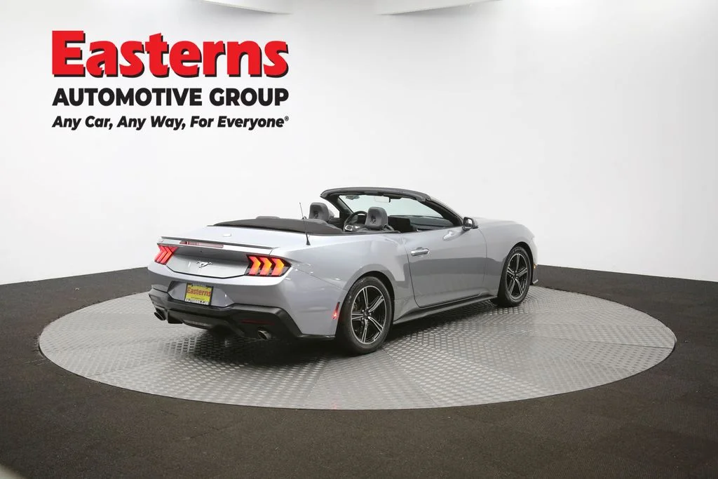 Used 2024 Silver Ford EcoBoost Premium image 35