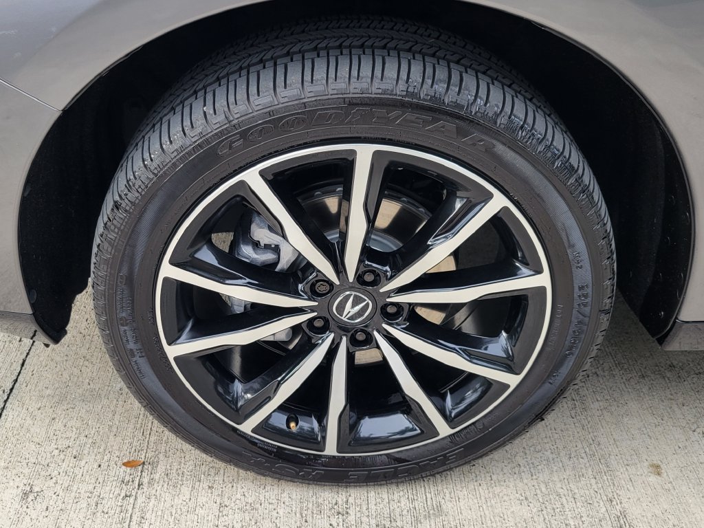 Used 2025 Gray Acura A-Spec Advance Package image 4