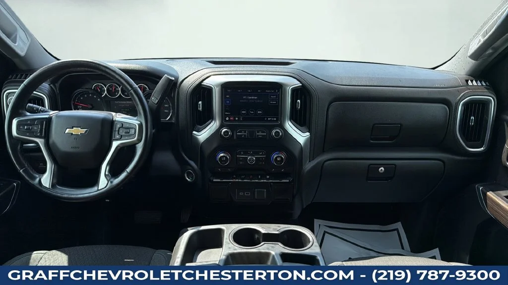 Used 2020 SUMMIT WHITE Chevrolet LT image 17