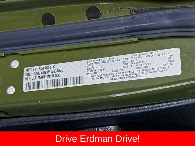 Used 2021 Green Jeep Sport image 27