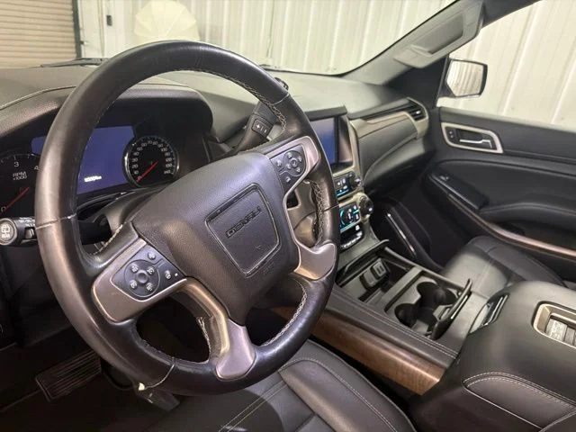 Used 2018 Onyx Black GMC Denali image 12