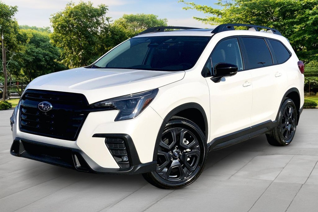 Used 2026 White Subaru Onyx Edition Touring image 1