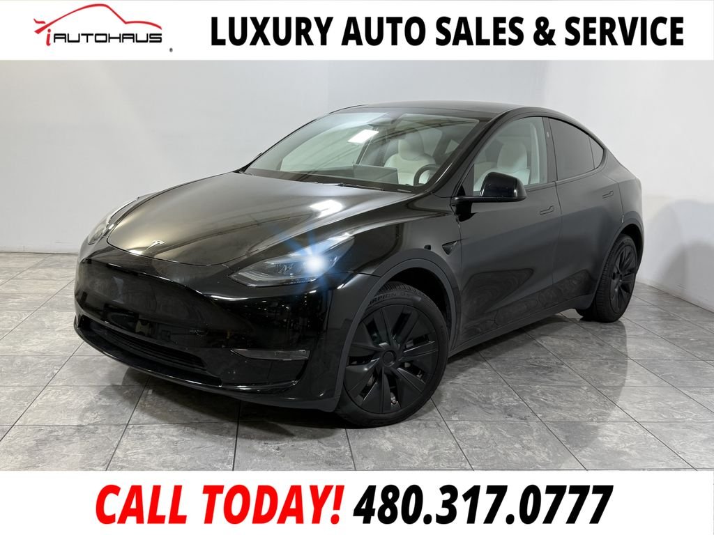 2024 Tesla Model Y Long Range Dual Motor All-Wheel Drive's photo