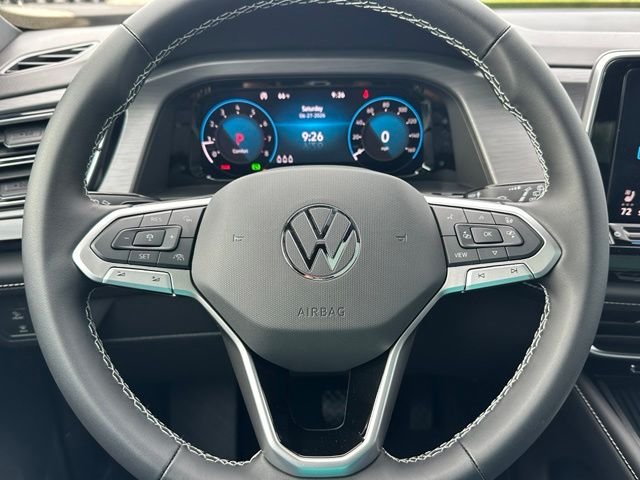 New 2026 Silver Mist Metallic Volkswagen 2.0T SE w/Technology image 41