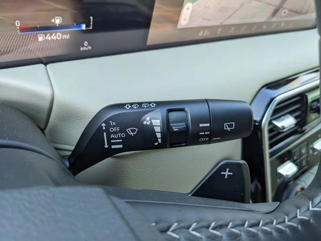 New 2026 White Nissan Platinum image 28