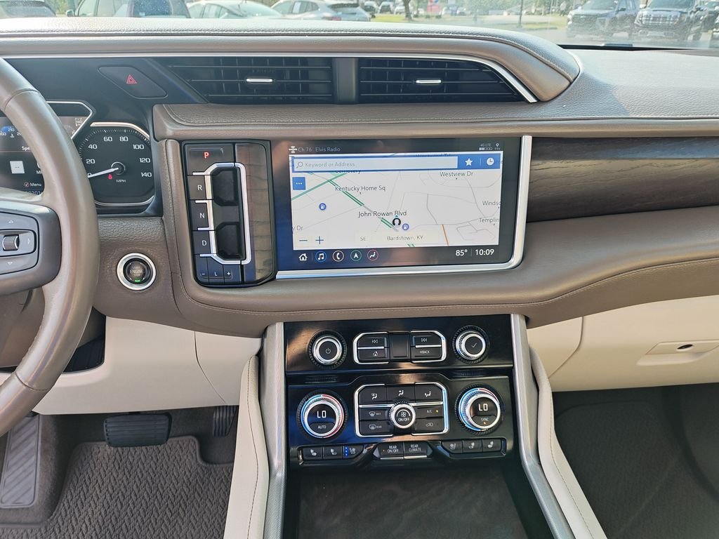 Used 2021 Beige GMC Denali image 21