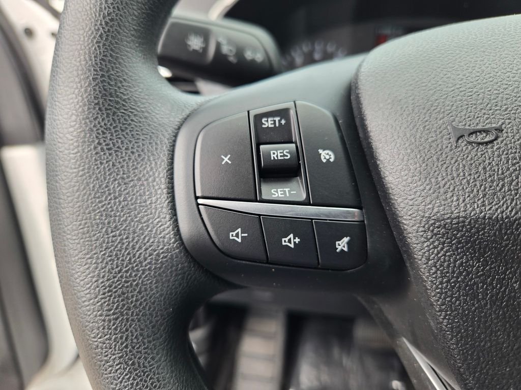 Used 2022 White Ford SE image 19