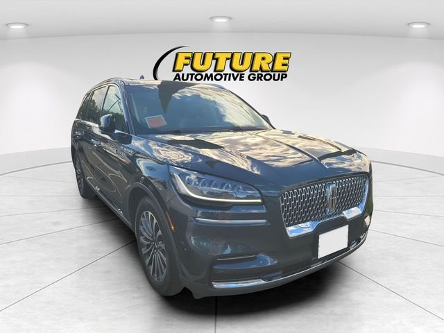 Used 2023 Blue Lincoln Reserve image 1