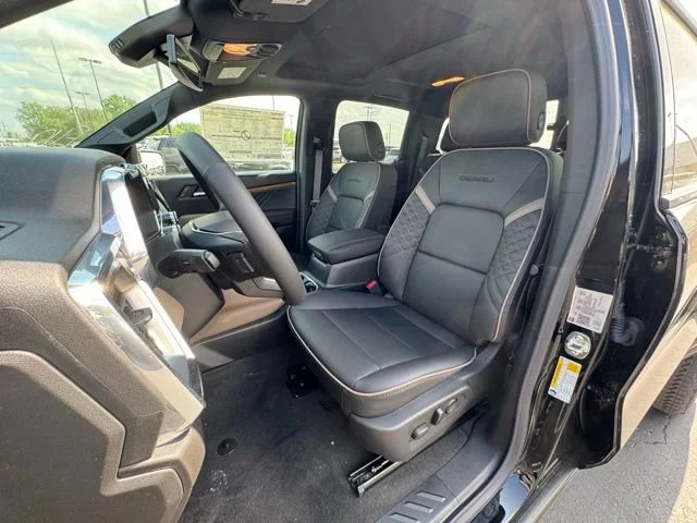 2026 GMC Canyon Denali - Photo 15