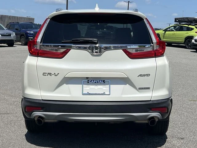 Used 2018  Honda Touring image 12