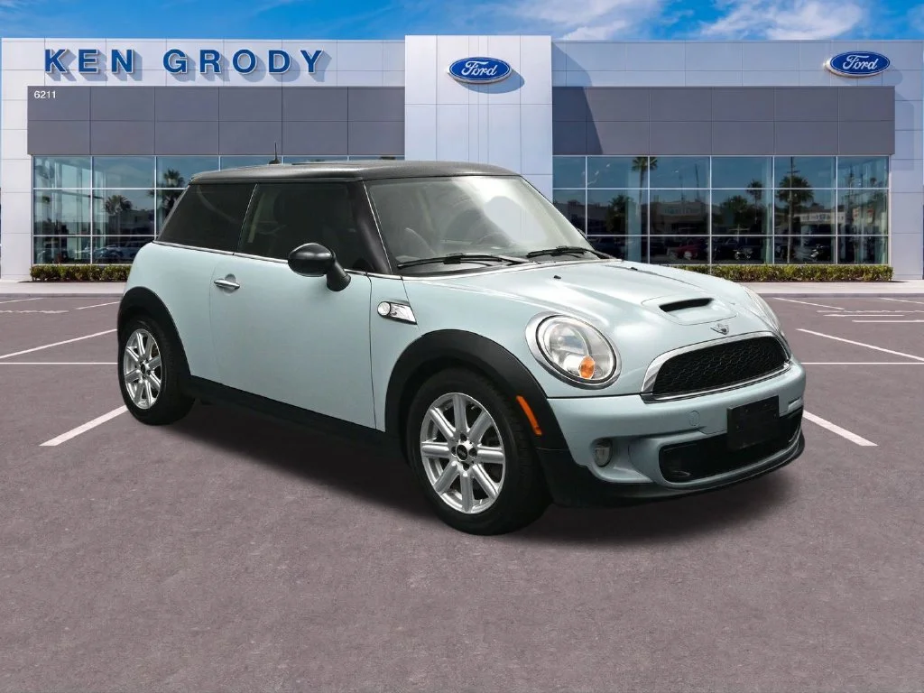 2013 MINI Cooper