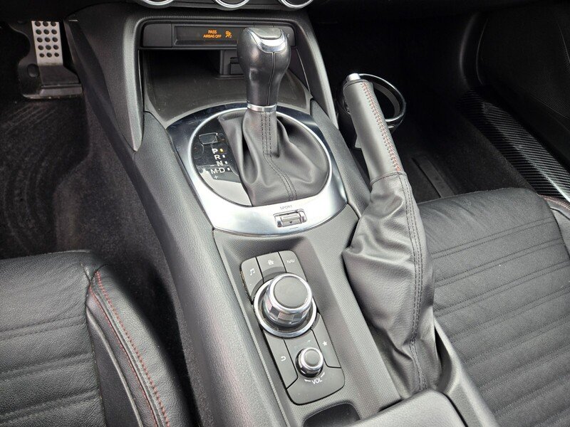 Used 2019 Pearl FIAT ABARTH CONVERTIBLE image 21