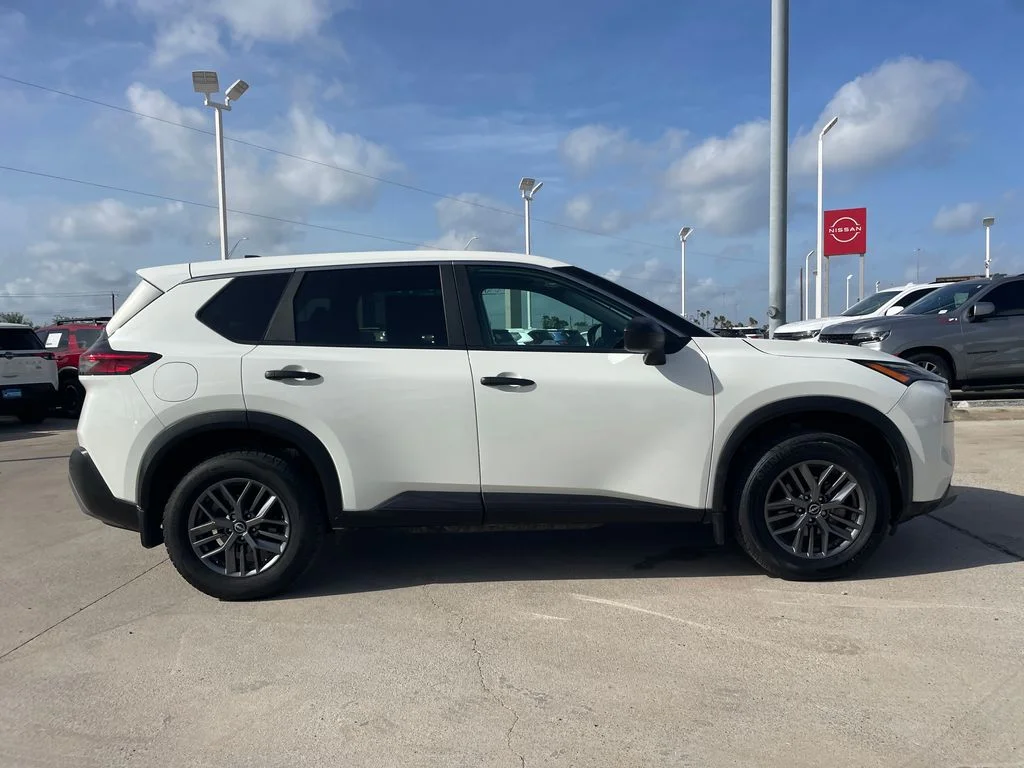 Used 2023 White Nissan S image 6