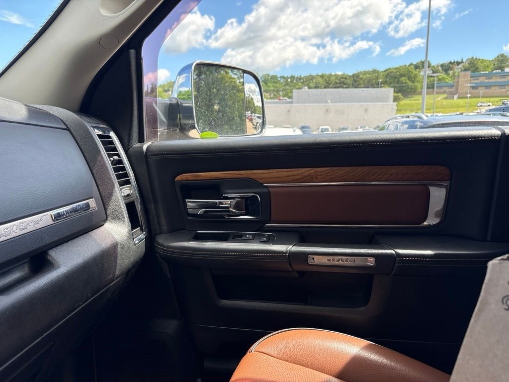 Used 2018 Black Ram Laramie Longhorn image 13