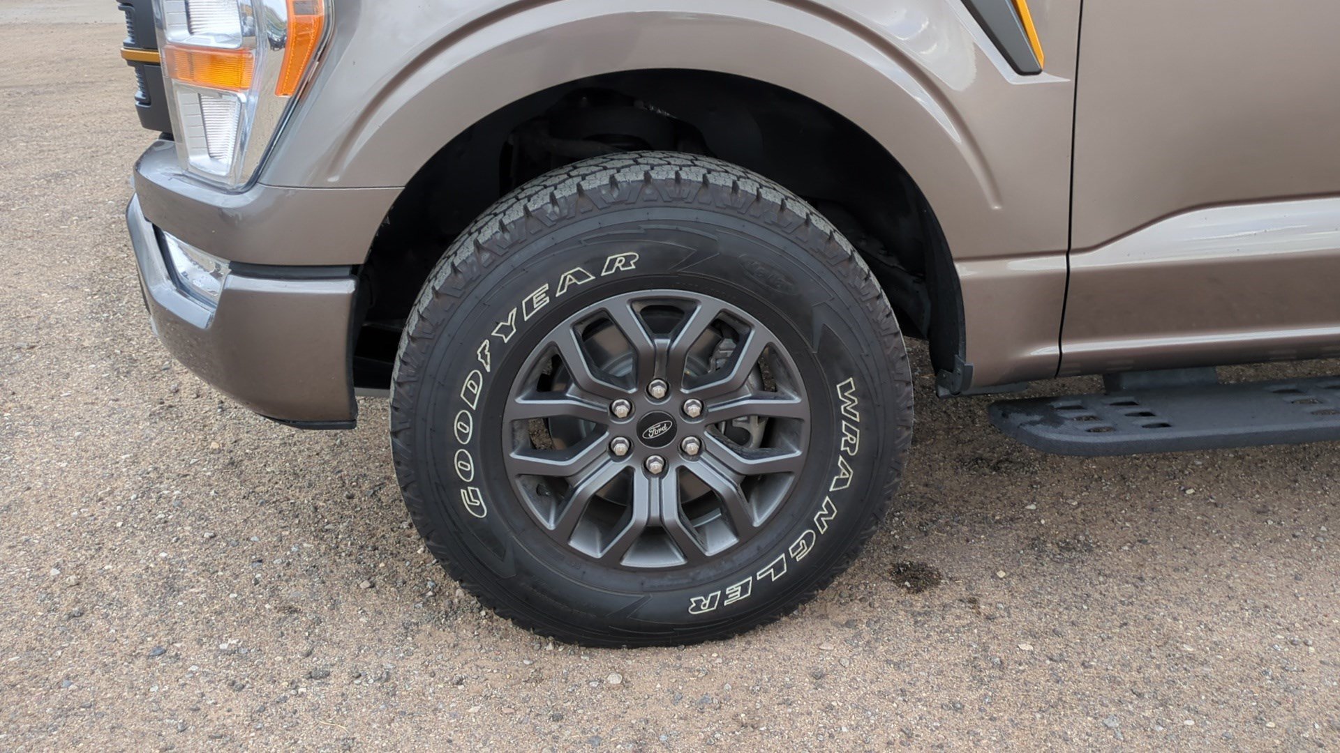 2022 Ford F-150 Tremor - Photo 11