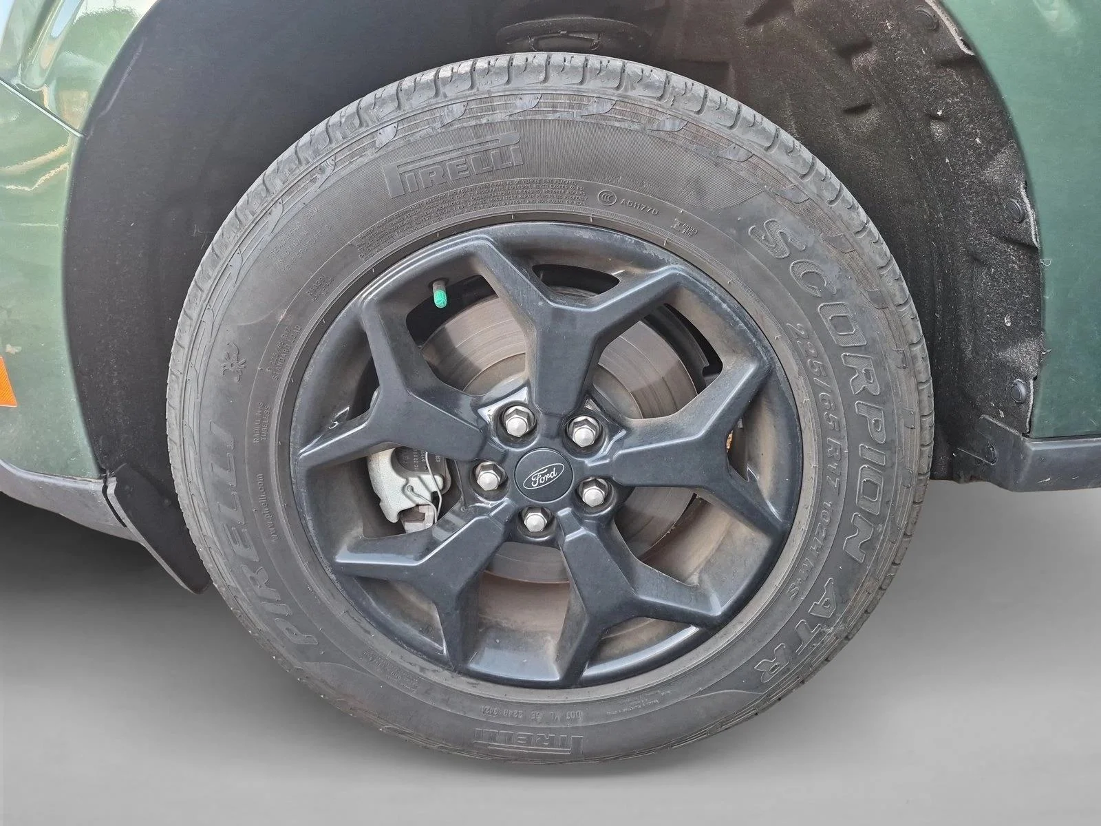 Used 2025 Green Ford XLT image 13