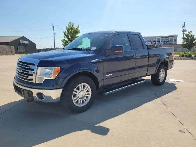 Used 2013  Ford XL image 27