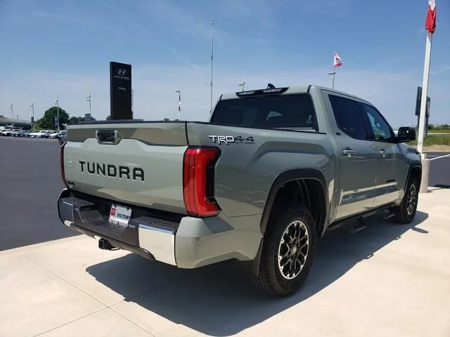 New 2026 Lunar Rock Toyota SR5 image 5